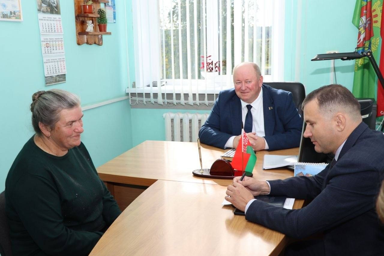 У раёне пад кіраўніцтвам старшыні райвыканкама Сяргея Абірала прайшоў дзень Крыпульскага сельсавета