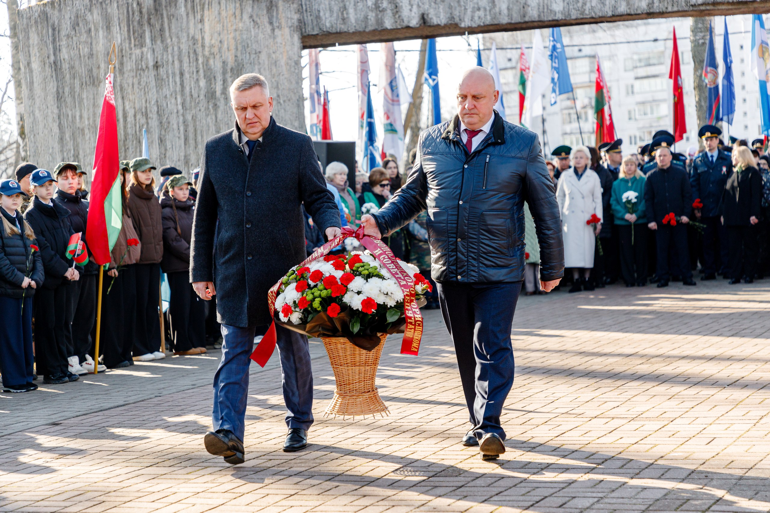 У Дзень памяці ахвяр Хатынскай трагедыі ў Віцебскай вобласці праходзяць мітынгі-рэквіемы