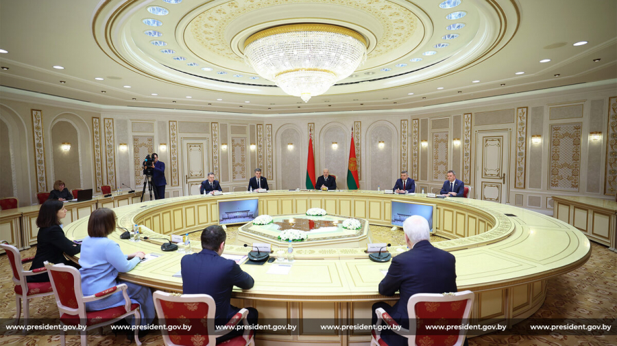 Сустрэча з губернатарам Мурманскай вобласці Расіі Андрэем Чыбісам