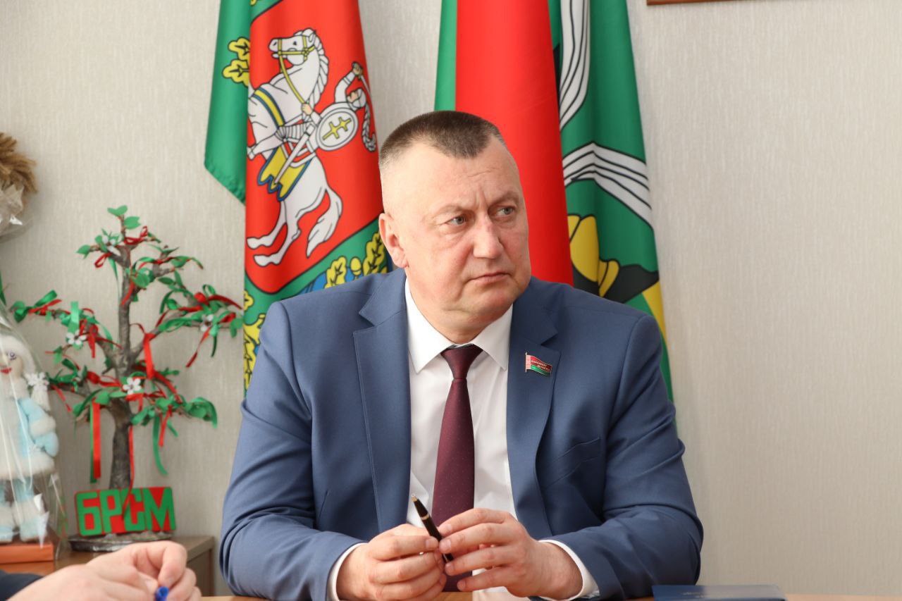 23 сентября 2025 г. будет вести личный прием граждан депутат Палаты представителей Национального собрания Республики Беларусь по Докшицкому избирательному округу № 22, член Постоянной комиссии по экономической политике Сивко Анатолий Викторович