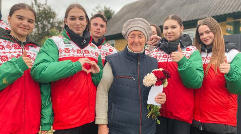 Валанцёрскі атрад "Палымяныя сэрцы" з Докшыц стаў лепшым у вобласці