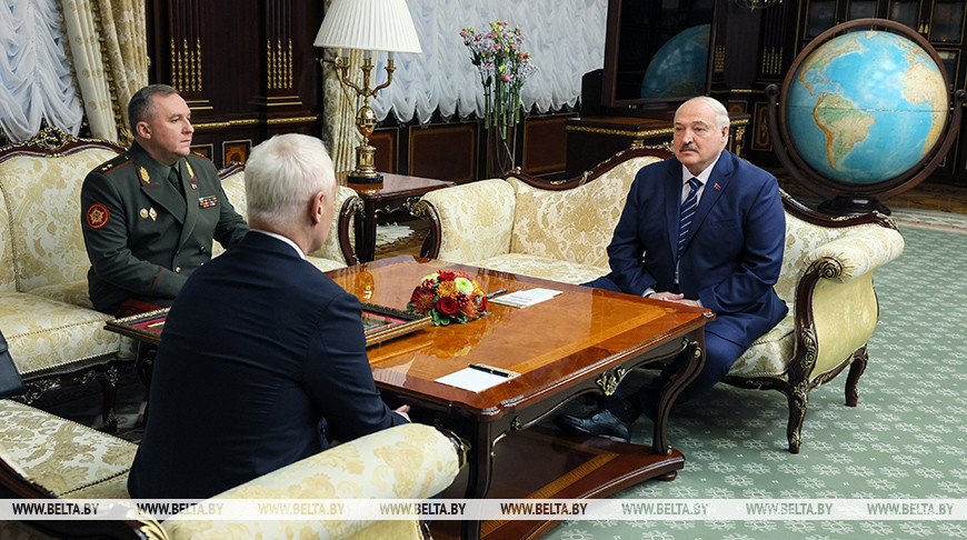 Lukashenko lauds military-technical cooperation with Russia