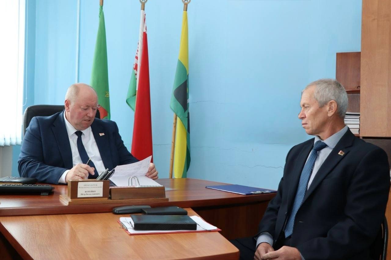 День Волколатского сельсовета прошел под руководством председателя районного Совета депутатов Валентины Рандаревич и с участием председателя райисполкома Сергея Абирало