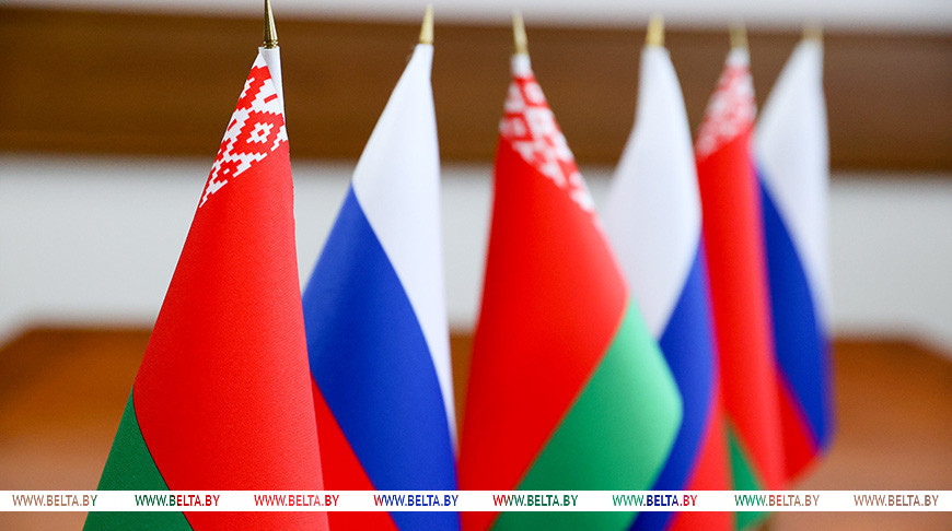 Lukashenko, Putin meet after informal CIS summit